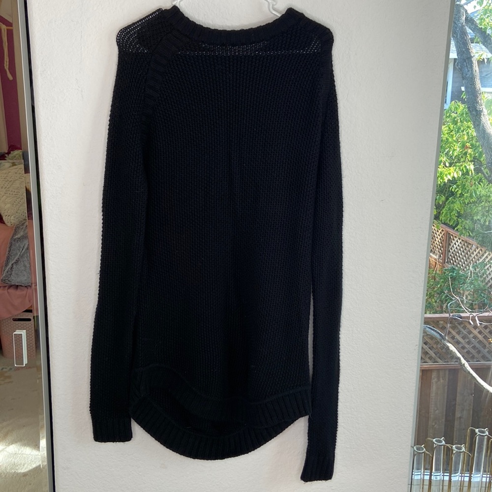 Chunky, long lululemon Black Sweater size 8